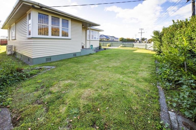Photo of property in 25 Waihi Road, Hawera, 4610