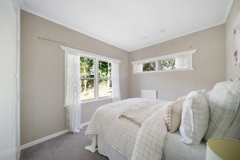 Photo of property in 16 Red Hill Road, Red Hill, Papakura, 2110