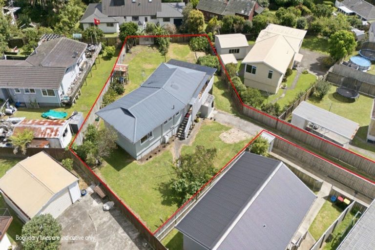 Photo of property in 14 Rangataua Street, Welcome Bay, Tauranga, 3112