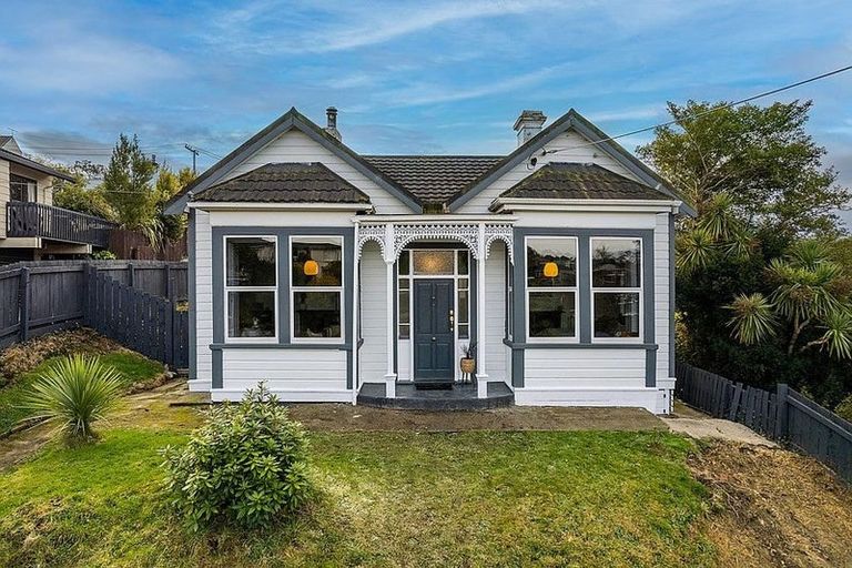 Photo of property in 63 Lawrence Street, Mornington, Dunedin, 9011