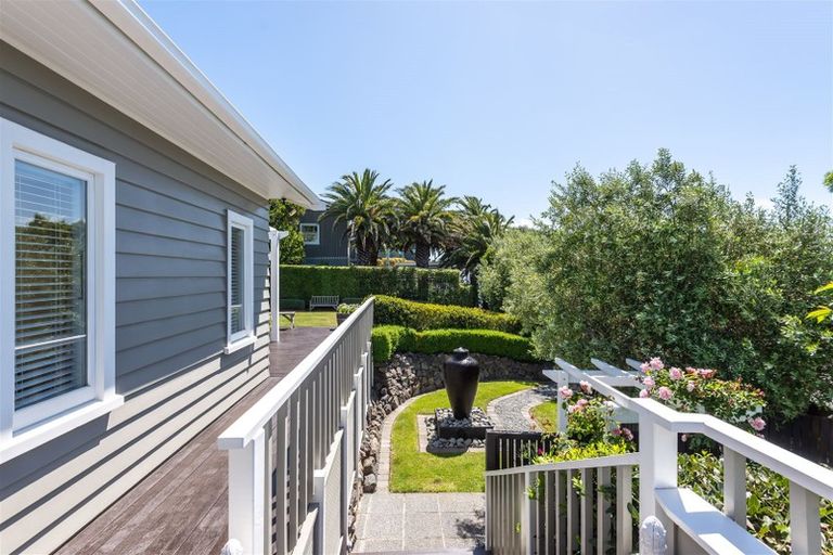 Photo of property in 52 Saint Andrews Hill Road, Mount Pleasant, Christchurch, 8081