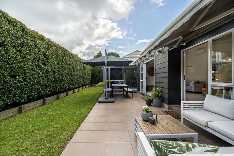 Photo of property in 1/52 Norwood Road, Bayswater, Auckland, 0622