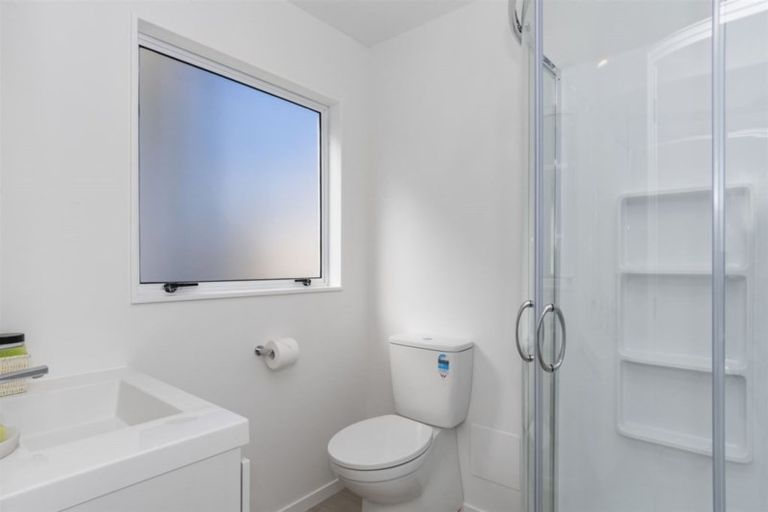 Photo of property in 10 Tudor Place, Mount Maunganui, 3116