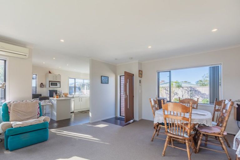 Photo of property in 15a Wharerangi Road, Tamatea, Napier, 4112