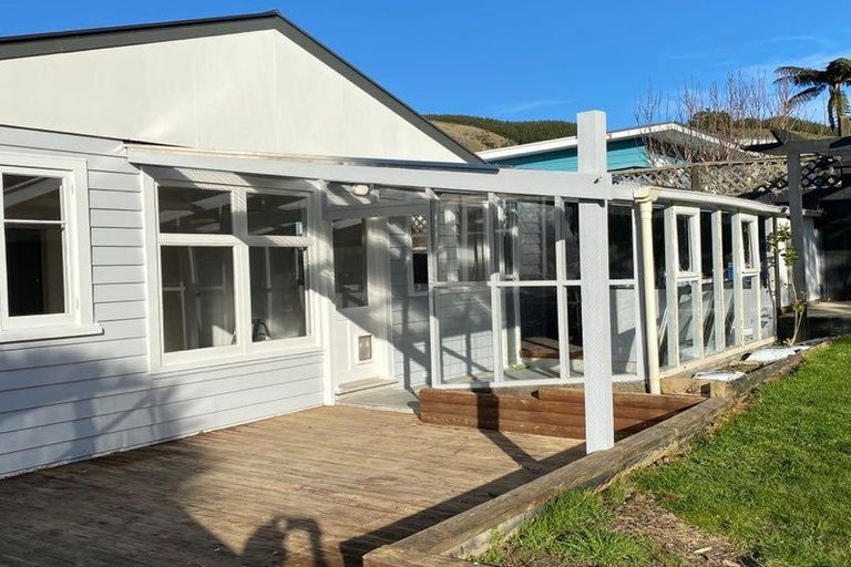 Photo of property in 141 Muri Road, Pukerua Bay, 5026