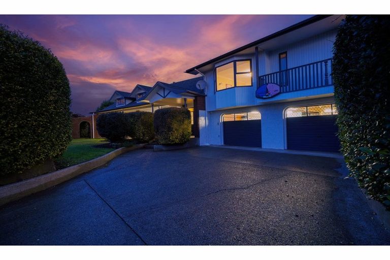 Photo of property in 27 Kildare Drive, Waikiwi, Invercargill, 9810