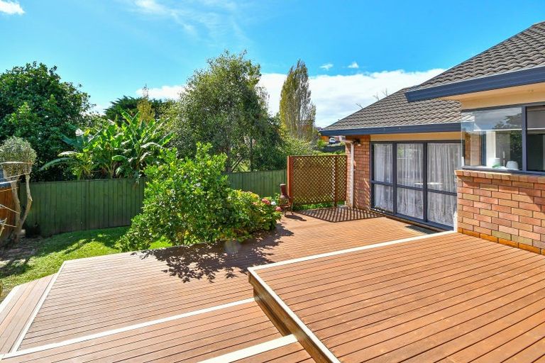Photo of property in 27 Cottesmore Place, Huntington Park, Auckland, 2013
