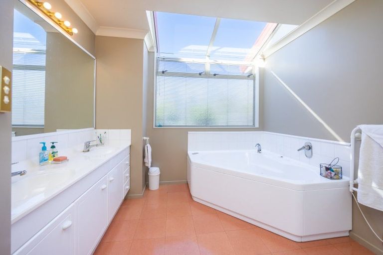 Photo of property in 283 Raynes Road, Rukuhia, Hamilton, 3282