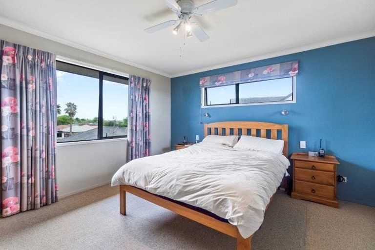 Photo of property in 99 Rototuna Road, Rototuna, Hamilton, 3210