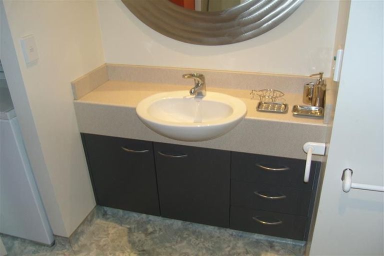 Photo of property in St Peters Apartments, 9d/192 Willis Street, Te Aro, Wellington, 6011