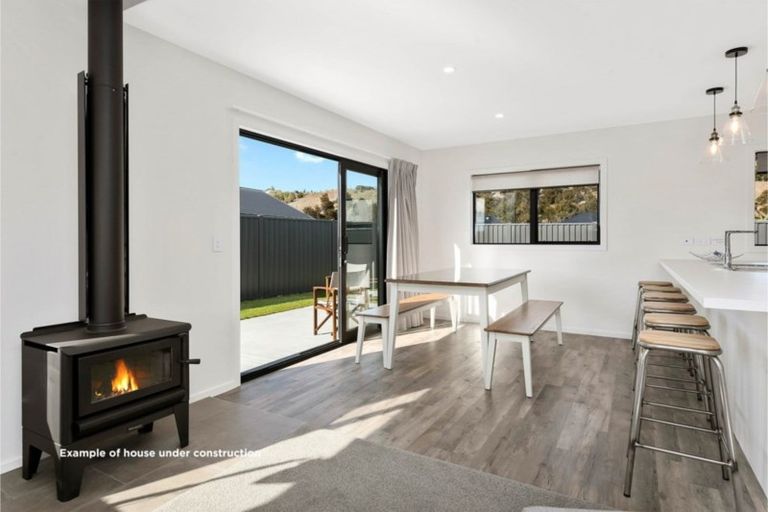 Photo of property in 1 Sorrel Street, Albert Town, Wanaka, 9305