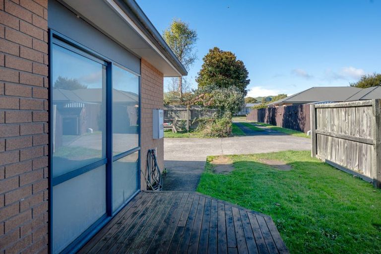 Photo of property in 22c Dickens Street, Owhata, Rotorua, 3010