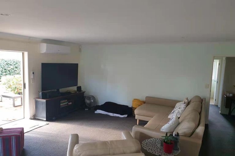 Photo of property in 3 Lantern Court, Henderson, Auckland, 0612