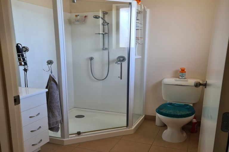 Photo of property in 25 Carol Lee Place, Albany Heights, Auckland, 0632