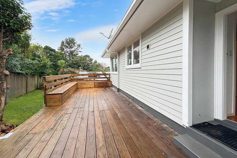 Photo of property in 7 Melba Street, Beach Haven, Auckland, 0626