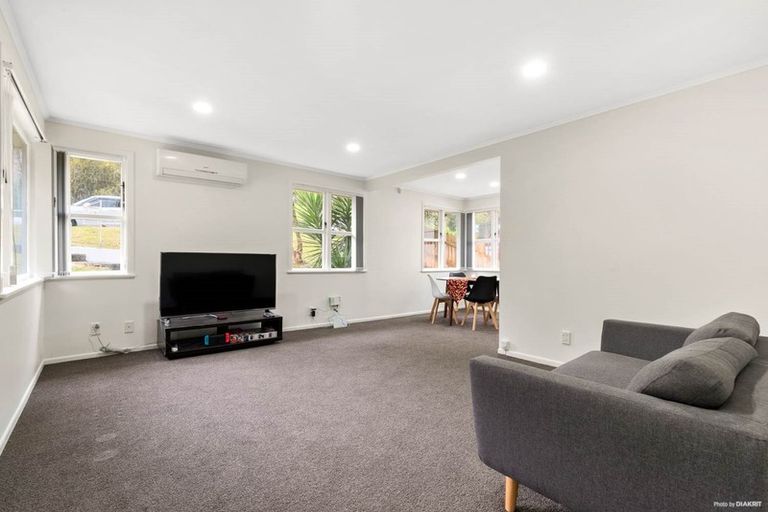 Photo of property in 1/56 Archers Road, Glenfield, Auckland, 0629