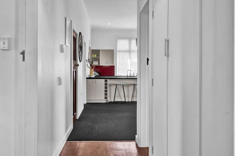 Photo of property in 21 Maire Street, Hawera, 4610