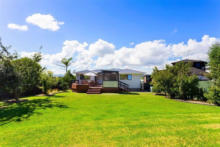Photo of property in 21a Alexander Street, Cockle Bay, Auckland, 2014