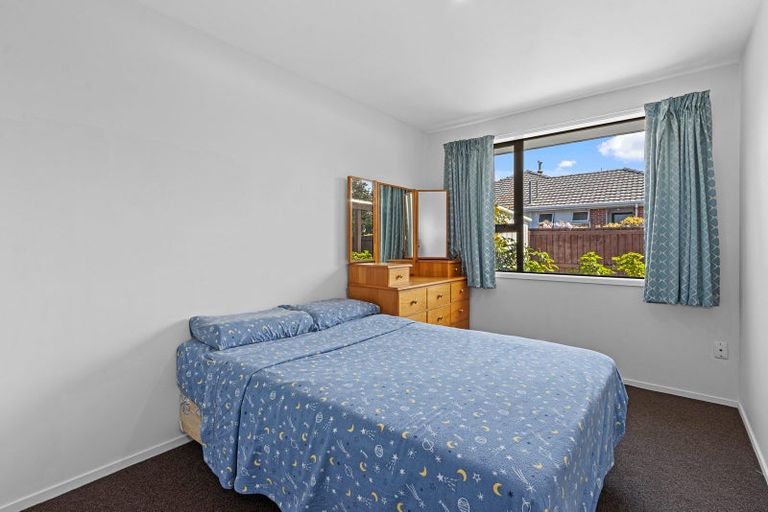 Photo of property in 1/281 Sawyers Arms Road, Bishopdale, Christchurch, 8053