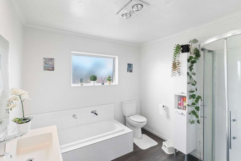 Photo of property in 604b Pages Road, Bexley, Christchurch, 8061