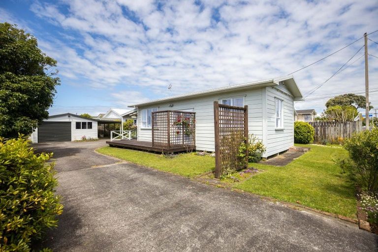 Photo of property in 57 Record Street, Fitzroy, New Plymouth, 4312