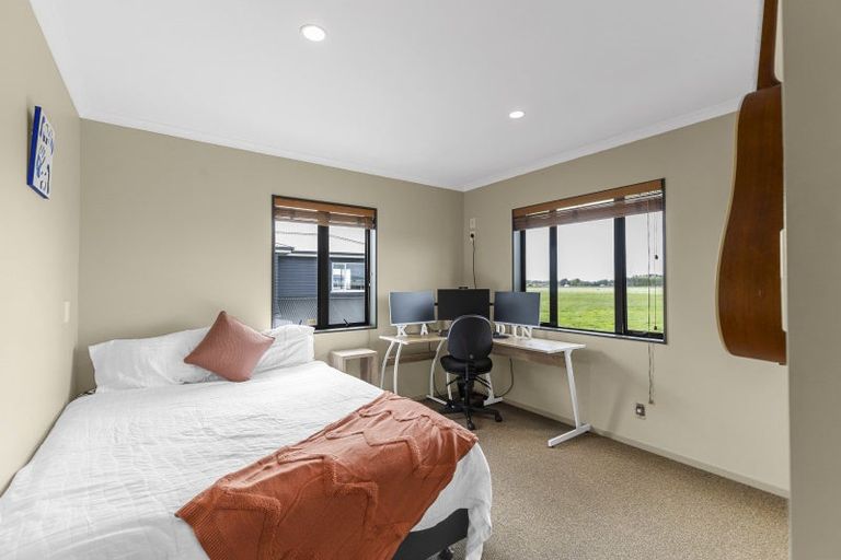 Photo of property in 9 Virginia Grove, Milson, Palmerston North, 4414