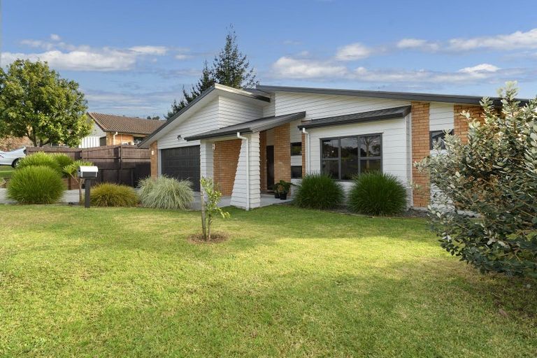 Photo of property in 35 Galloway Crescent, Pyes Pa, Tauranga, 3112