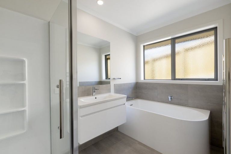 Photo of property in 5 Pakanga Grove, Pyes Pa, Tauranga, 3112