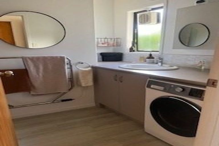 Photo of property in 422 Otumoetai Road, Otumoetai, Tauranga, 3110