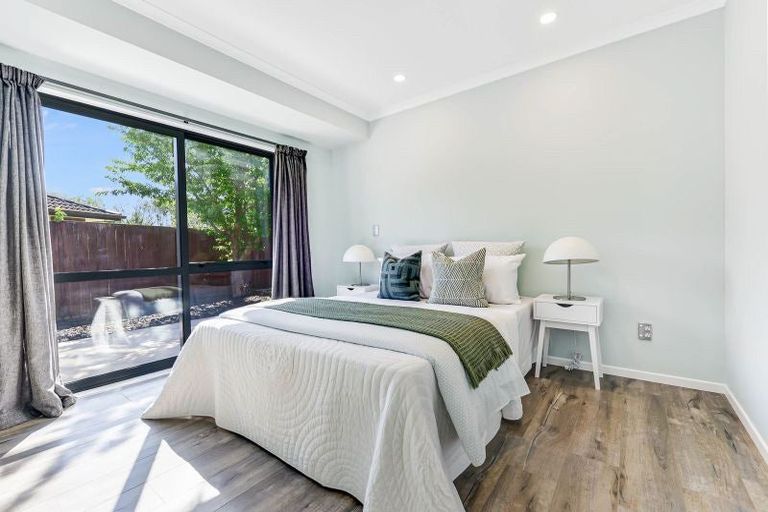 Photo of property in 22 Whitford Place, Rototuna North, Hamilton, 3210