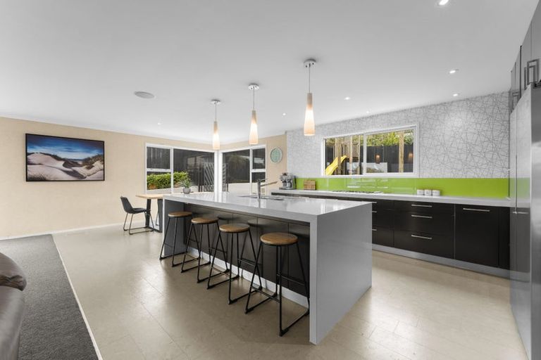 Photo of property in 64 O'halloran Road, Howick, Auckland, 2014