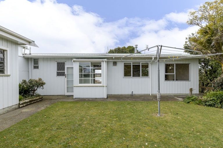 Photo of property in 116 Centennial Avenue, Waitara, 4320
