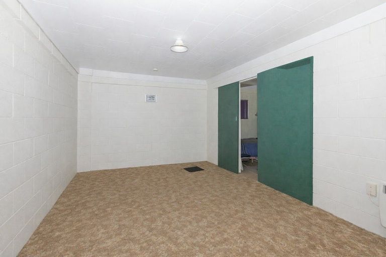 Photo of property in 8 Puriri Street, Te Aroha, 3320