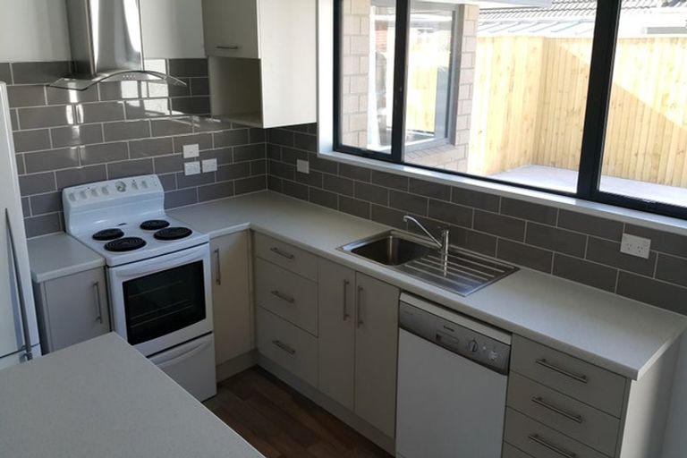 Photo of property in 120 Maidstone Road, Ilam, Christchurch, 8041