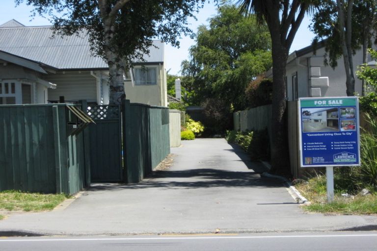 Photo of property in 3/19 Hills Road, Edgeware, Christchurch, 8013