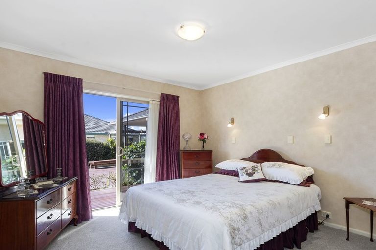 Photo of property in 28 Plateau Heights, Mount Maunganui, 3116