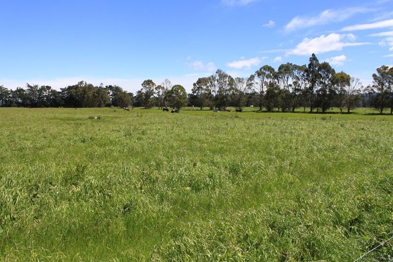 Photo of property in 11 Berwick Road, Woodside, Outram, 9073