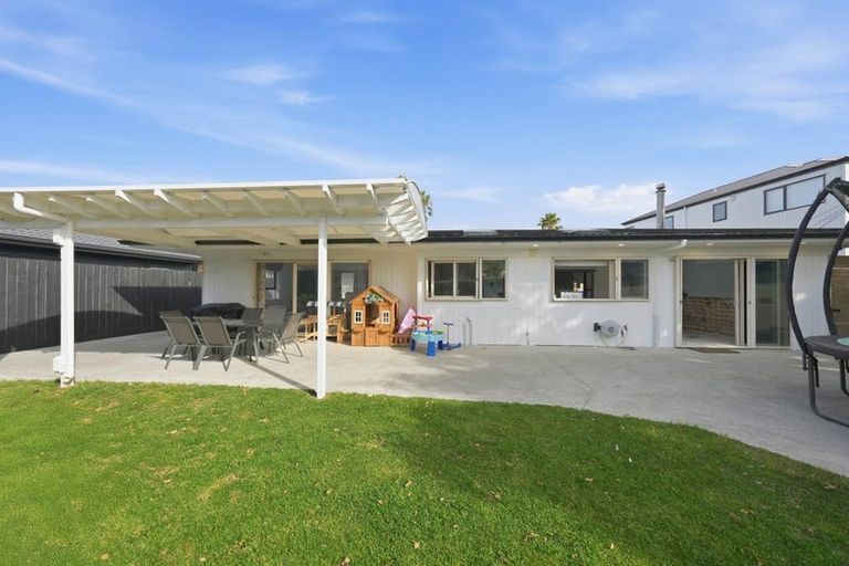 Photo of property in 6 Fratley Avenue, Farm Cove, Auckland, 2012