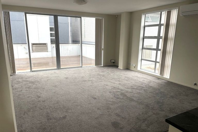 Photo of property in 35e Garnet Road, Westmere, Auckland, 1022