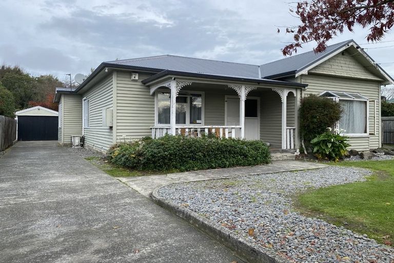 Photo of property in 42 Riverview Street, Beckenham, Christchurch, 8023