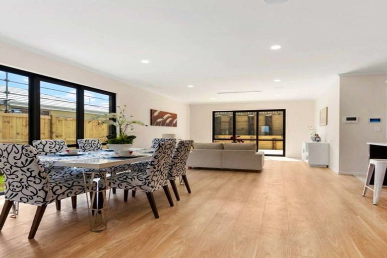 Photo of property in 18 Evergreen Parade, Rosehill, Papakura, 2113