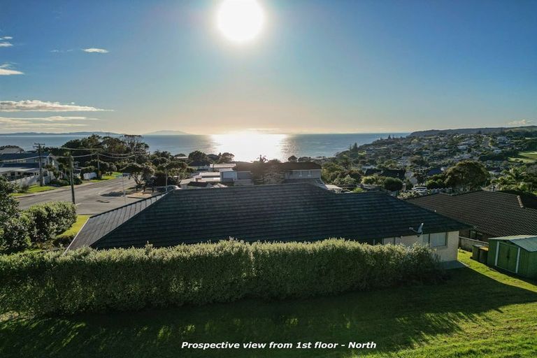 Photo of property in 1215 Whangaparaoa Road, Gulf Harbour, Whangaparaoa, 0930