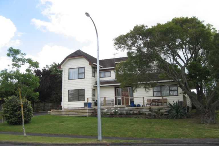 Photo of property in 26 Emory Drive, Conifer Grove, Takanini, 2112