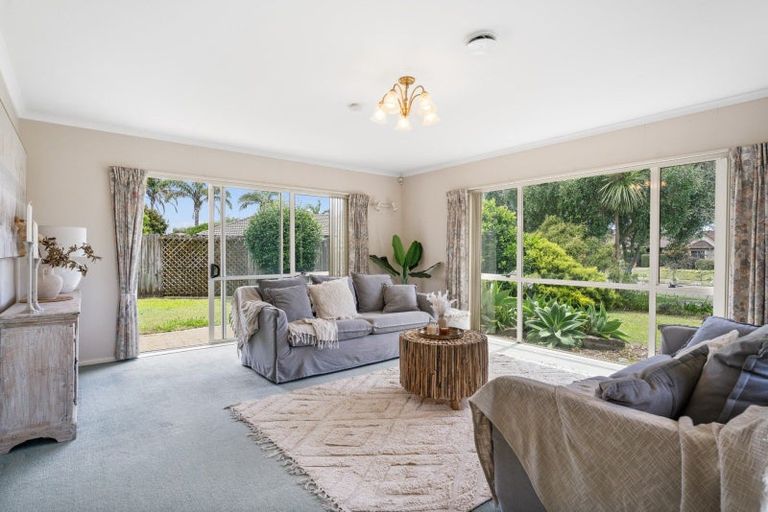 Photo of property in 27 Montego Drive, Papamoa Beach, Papamoa, 3118