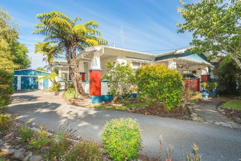 Photo of property in 9 Kent Road, Saint Johns Hill, Whanganui, 4501