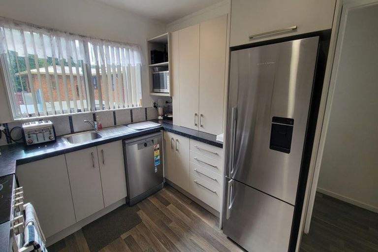 Photo of property in 56 Victory Street, Welcome Bay, Tauranga, 3112