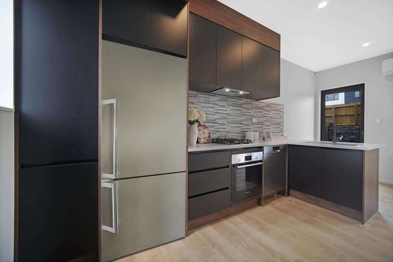 Photo of property in 46 Picturesque Drive, Flat Bush, Auckland, 2019