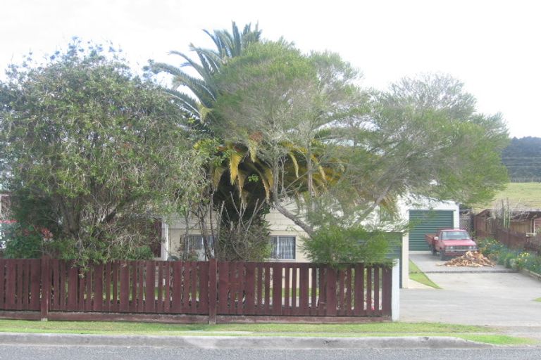 Photo of property in 91 King Street, Hikurangi, 0114