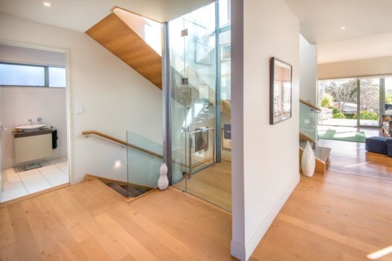 Photo of property in 59a Stanley Point Road, Stanley Point, Auckland, 0624