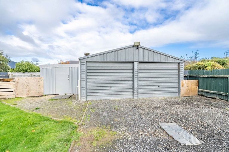 Photo of property in 33 Galway Street, Grasmere, Invercargill, 9810